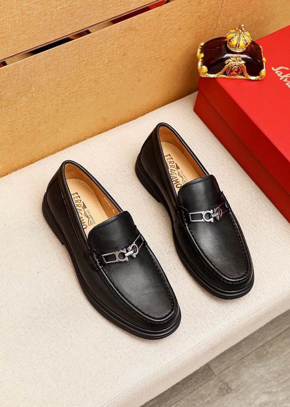 Ferragamo sz38-44 hnq1228